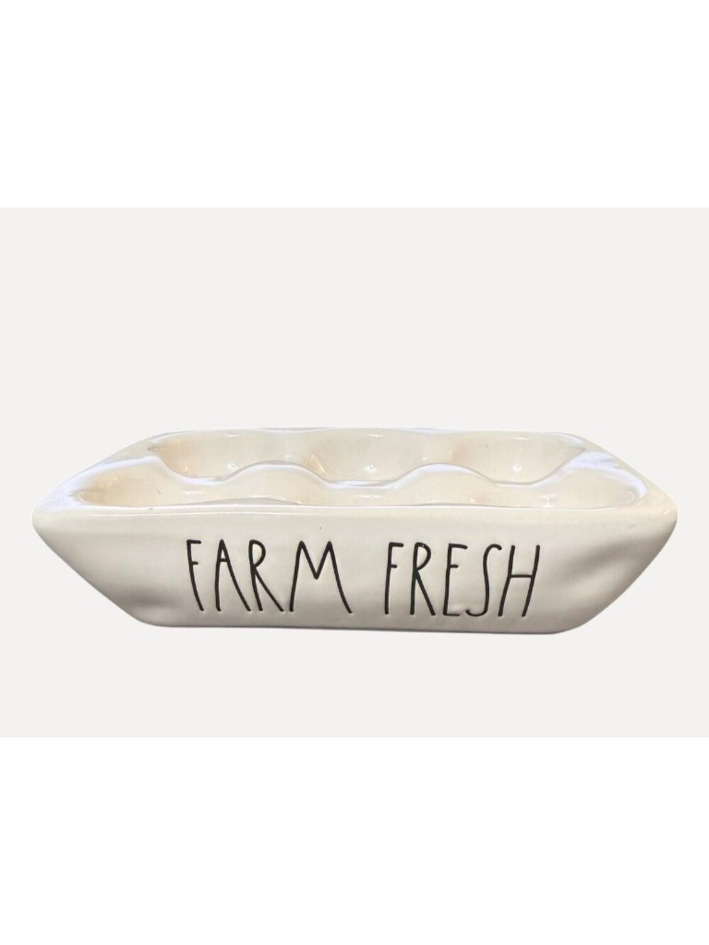 RAE DUNN Farm Fresh 6 Count Egg Holder - Artisan Collection 6.75" x 4.75" x 1.5"